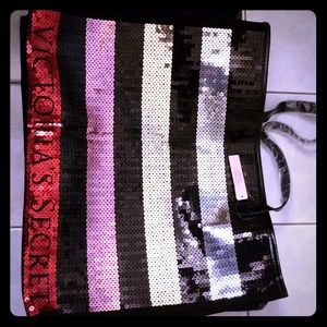 victoria secret tote